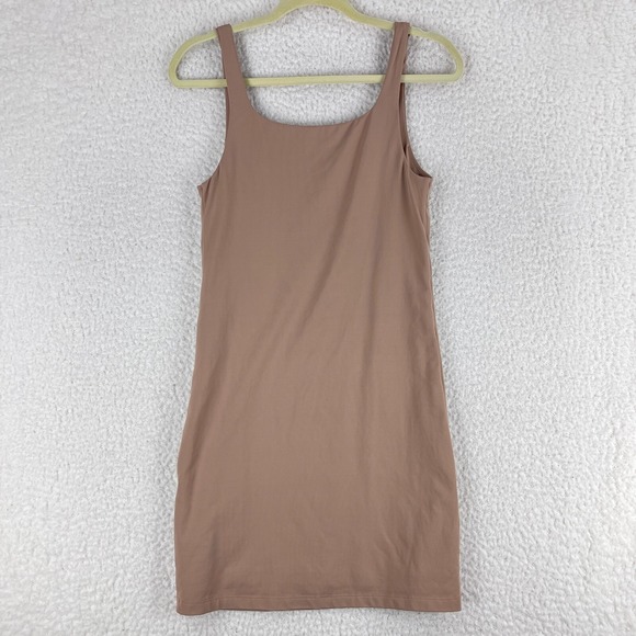 Aritzia Babaton Nude Contour Dress Womens Pullover Stretch Sleeveless Size Large - Picture 9 of 9